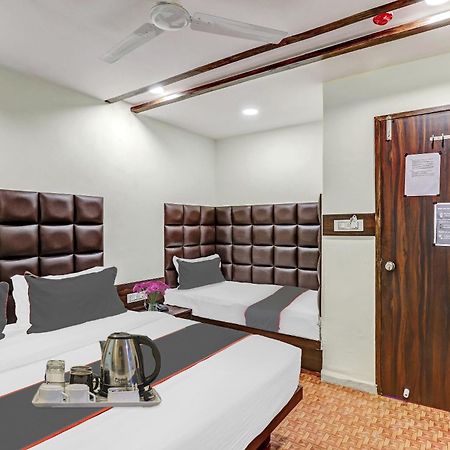 Hotel Collection O Laxmi Kuber Utrān Zewnętrze zdjęcie
